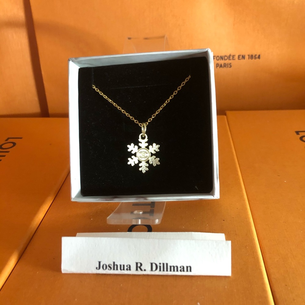 Chanel snow flake necklace